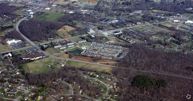 Primary Photo - Twin Springs Apartments