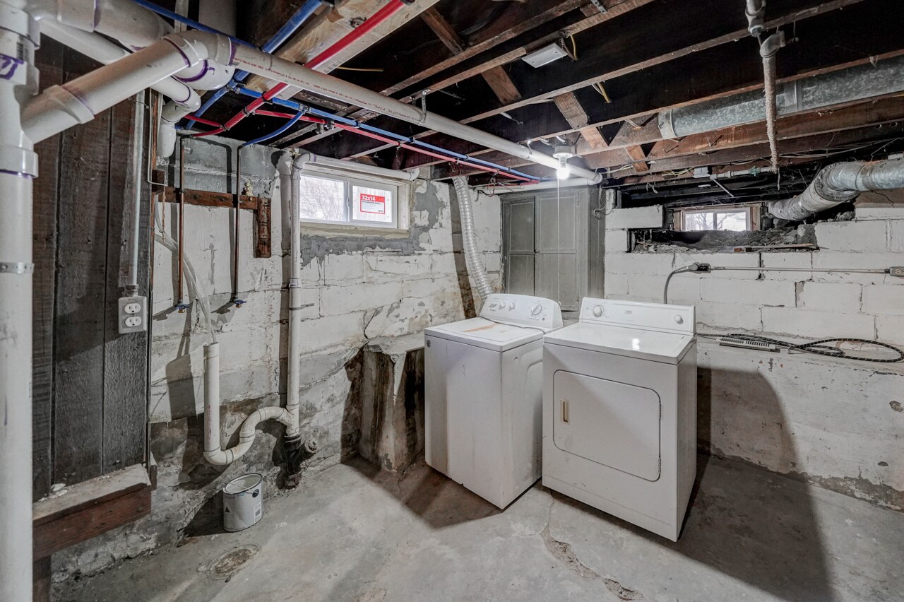 Building Photo - 818 S 31st St