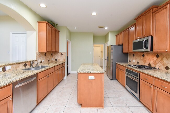 Building Photo - 20907 Avery Cove Ln