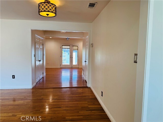 Building Photo - 6002 Greenbush Ave