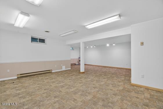 Building Photo - 3 Pine Ridge Rd