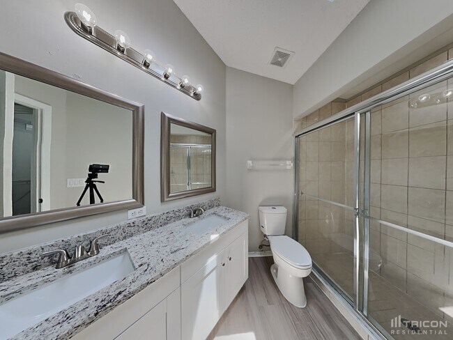 Building Photo - 1305 Timberbend Cir