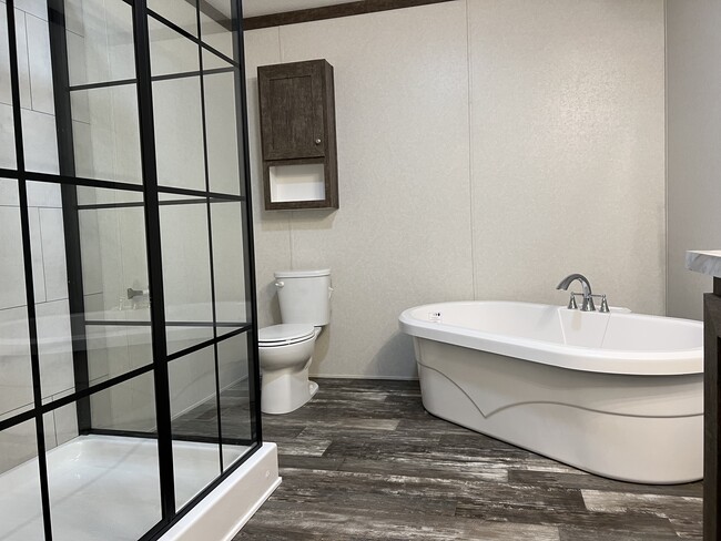 Building Photo - 2 Sycamore