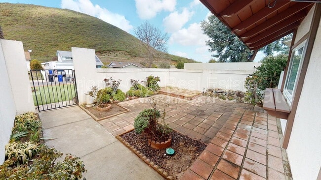 Building Photo - 15374 Calle Juanito