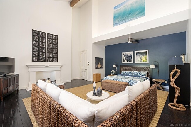 Building Photo - 16210 Via Cazadero