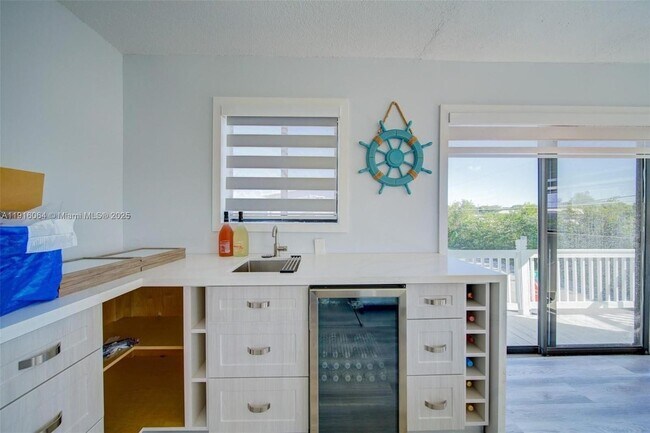 Building Photo - 2 Snipe Rd