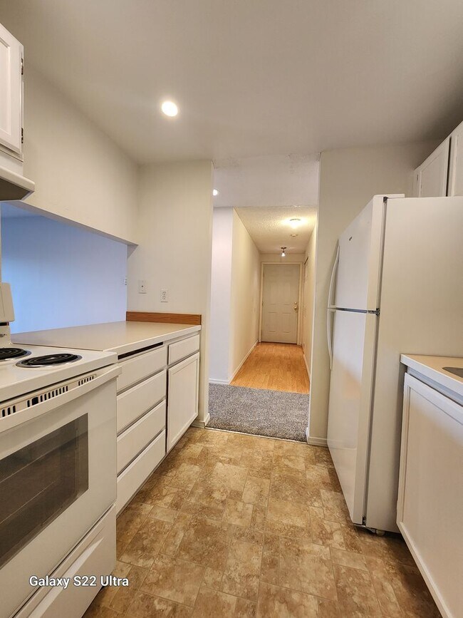 Building Photo - 3430 I St NE