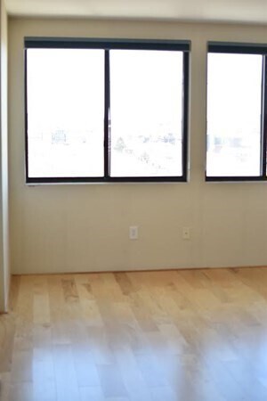 Building Photo - 1731 Beacon St