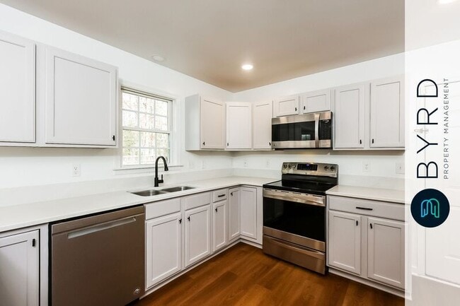 Building Photo - 12412 Cameron Bridge Pl