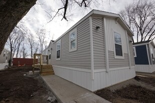 Building Photo - 2351 State Road 25 W