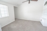 Building Photo - Single Story 4 Bedroom Home with a Pool fo...
