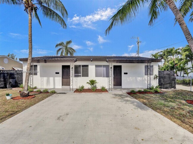 Building Photo - 708 N 20th Ave