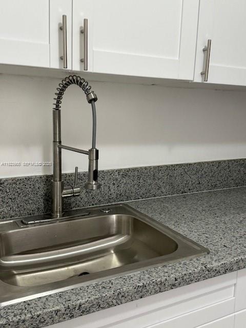 Building Photo - 16215 NE 18th Ct