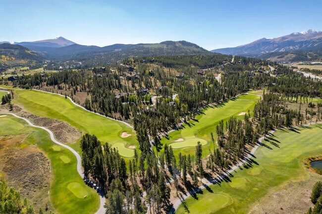 Building Photo - 195 Marks Ln