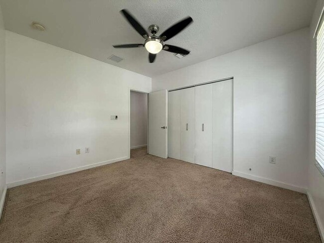 Building Photo - 3563 NW 13th St