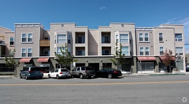 Building Photo - Laurel Theater Apartments