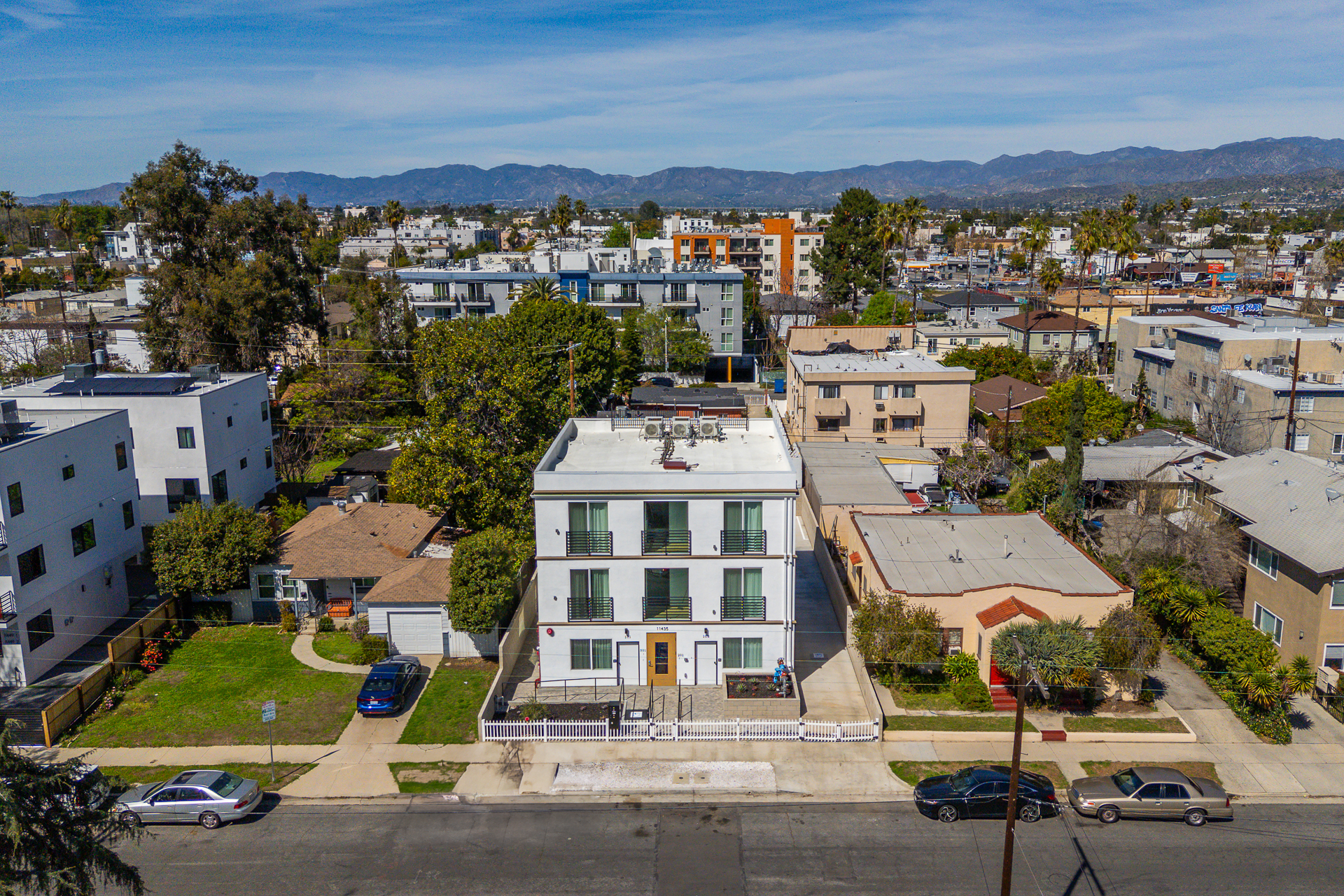Building Photo - 11435 Cumpston St