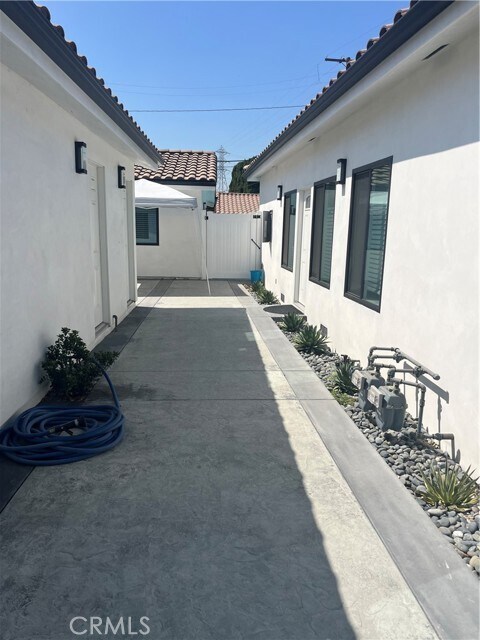 Building Photo - 7274 Century Blvd