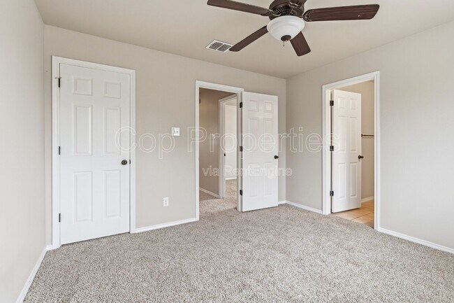 Building Photo - 11103 Belair Dr