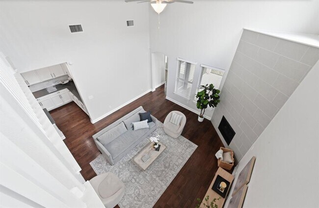 Building Photo - 15909 Villa Frontera Dr