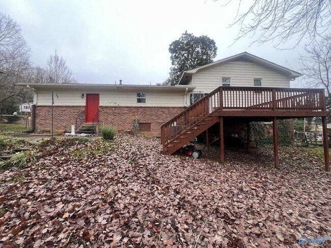 Building Photo - 409 Cumberland Dr SE