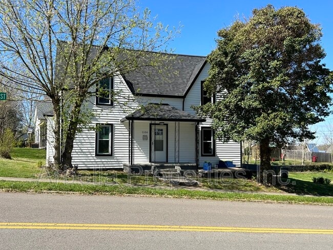 Primary Photo - 1106 Buffalo St