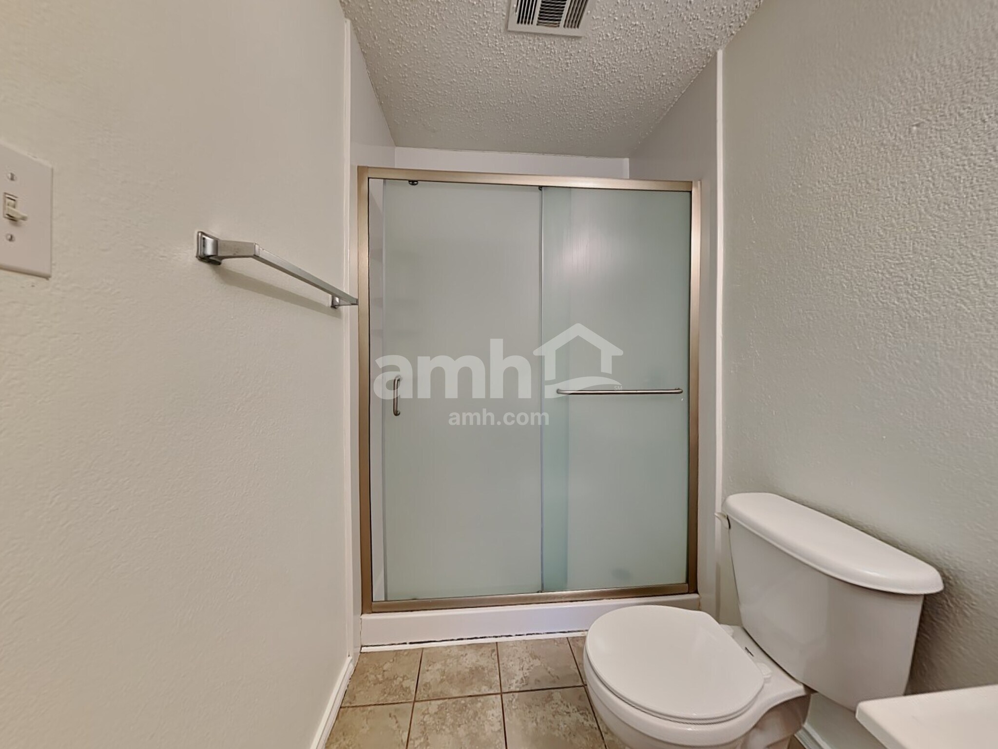 Building Photo - 6616 Waterhill Ln