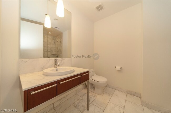 Building Photo - 4471 Dean Martin Dr