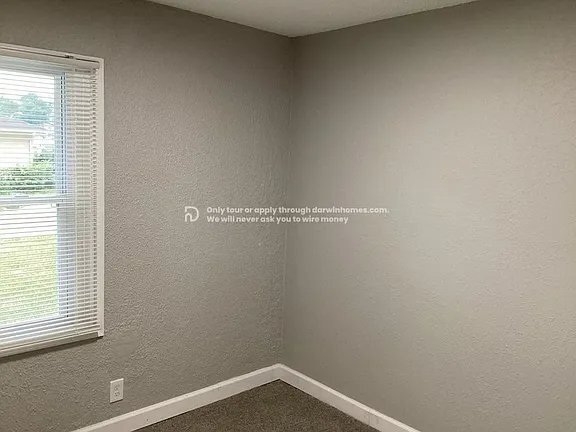 Building Photo - 4806 E 45th St