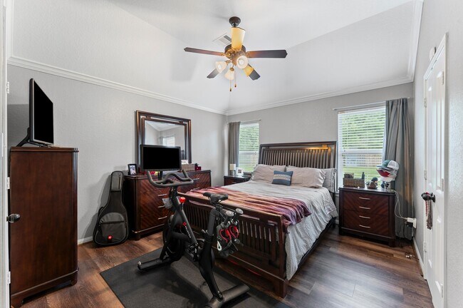 Building Photo - 115 Cobblestone Ct