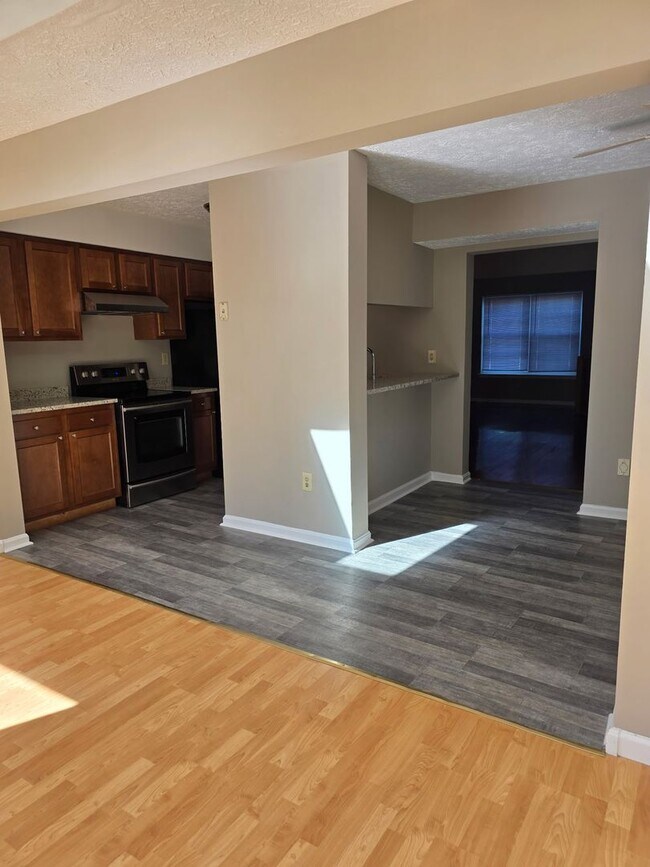Building Photo - 3BR Townhome in Riverside Neighborhood of Belcamp!