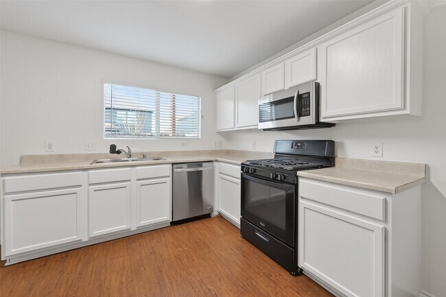 Building Photo - 854 Darbydale Crossing Ln