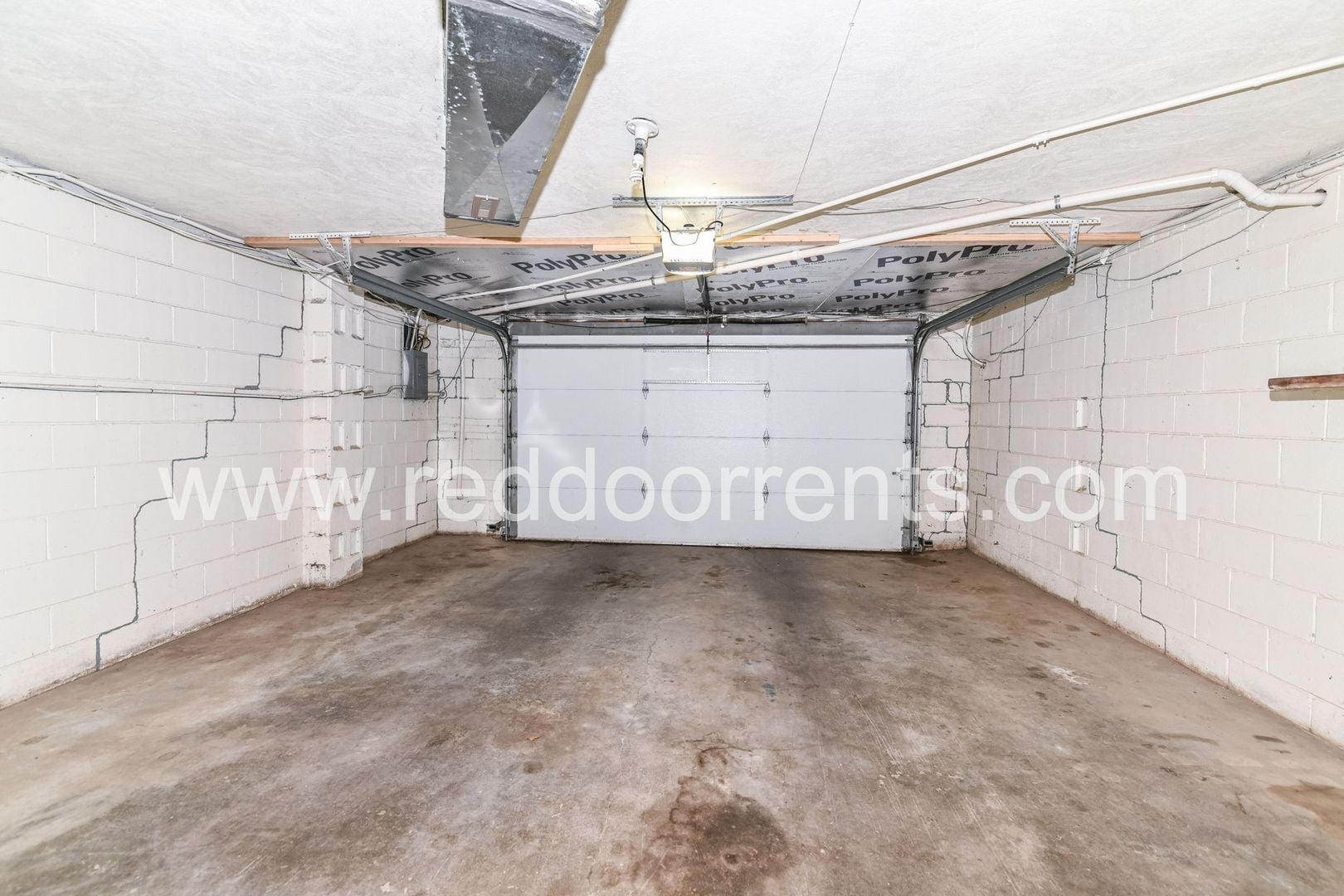 Building Photo - 125 E 49th St