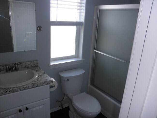 Building Photo - Updated