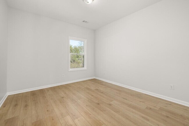 Building Photo - 4420 Ross Estates Ct SW