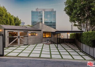 Building Photo - 1310 Londonderry Pl