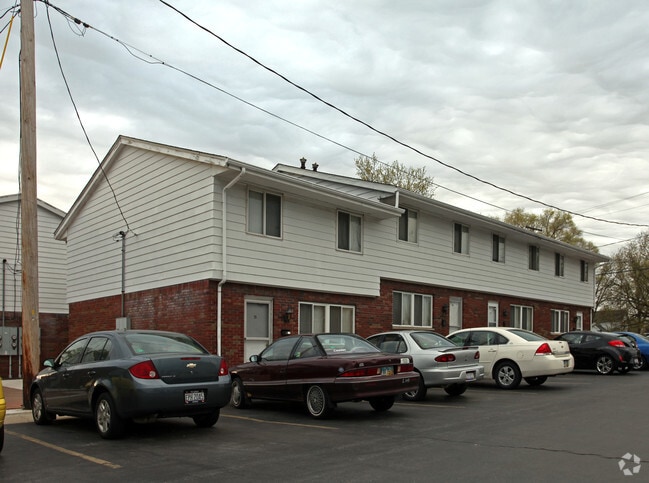 Building Photo - Ridge Manor Apartments