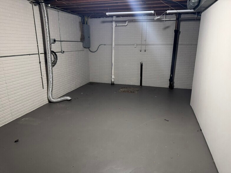 Building Photo - 1728 Taylor St