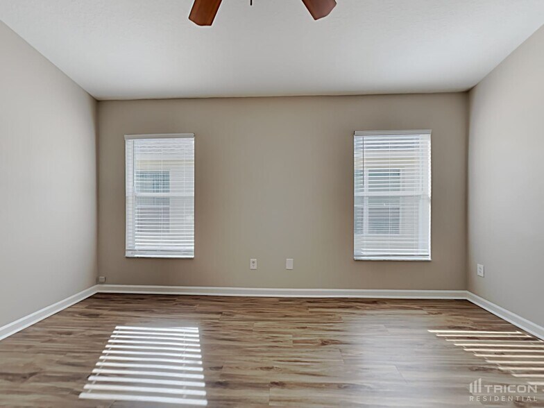 Building Photo - 12429 Cedarfield Dr