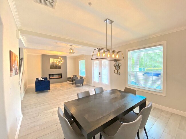 Building Photo - Lake Nona Pool Home for Rent 4bed 3 bath