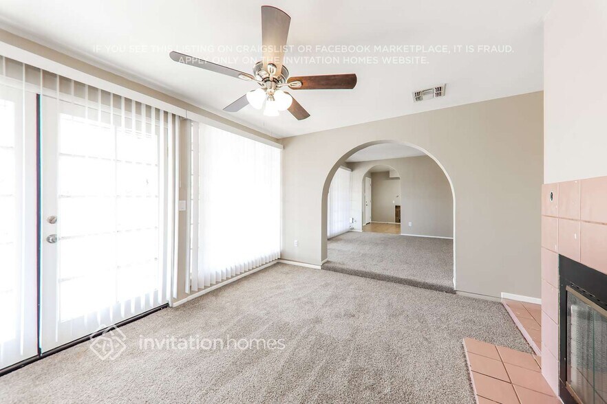 Building Photo - 5102 N 61st Dr