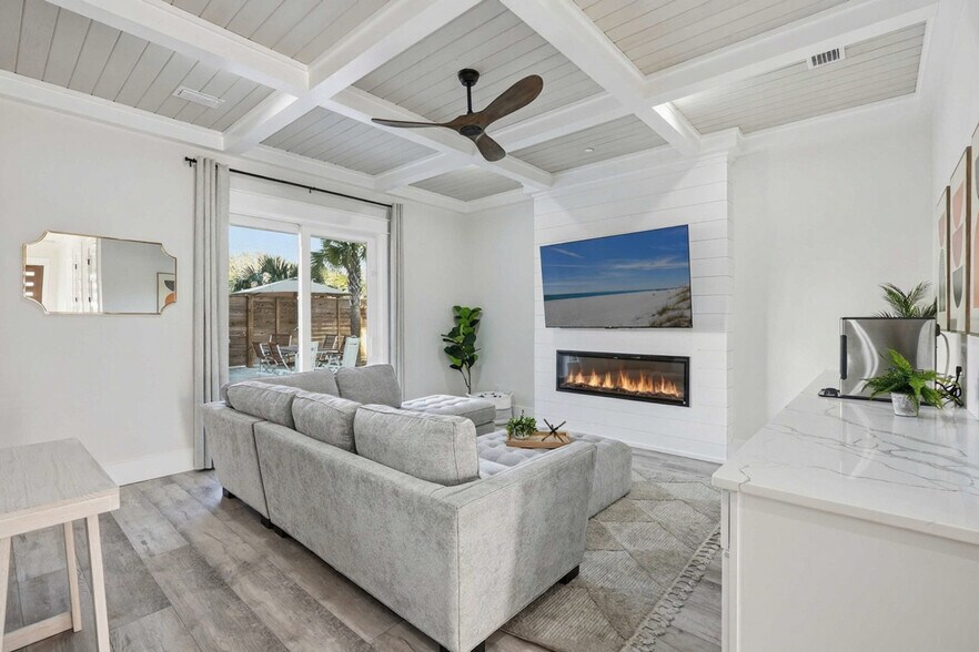 Building Photo - 14300 Millcole Ave