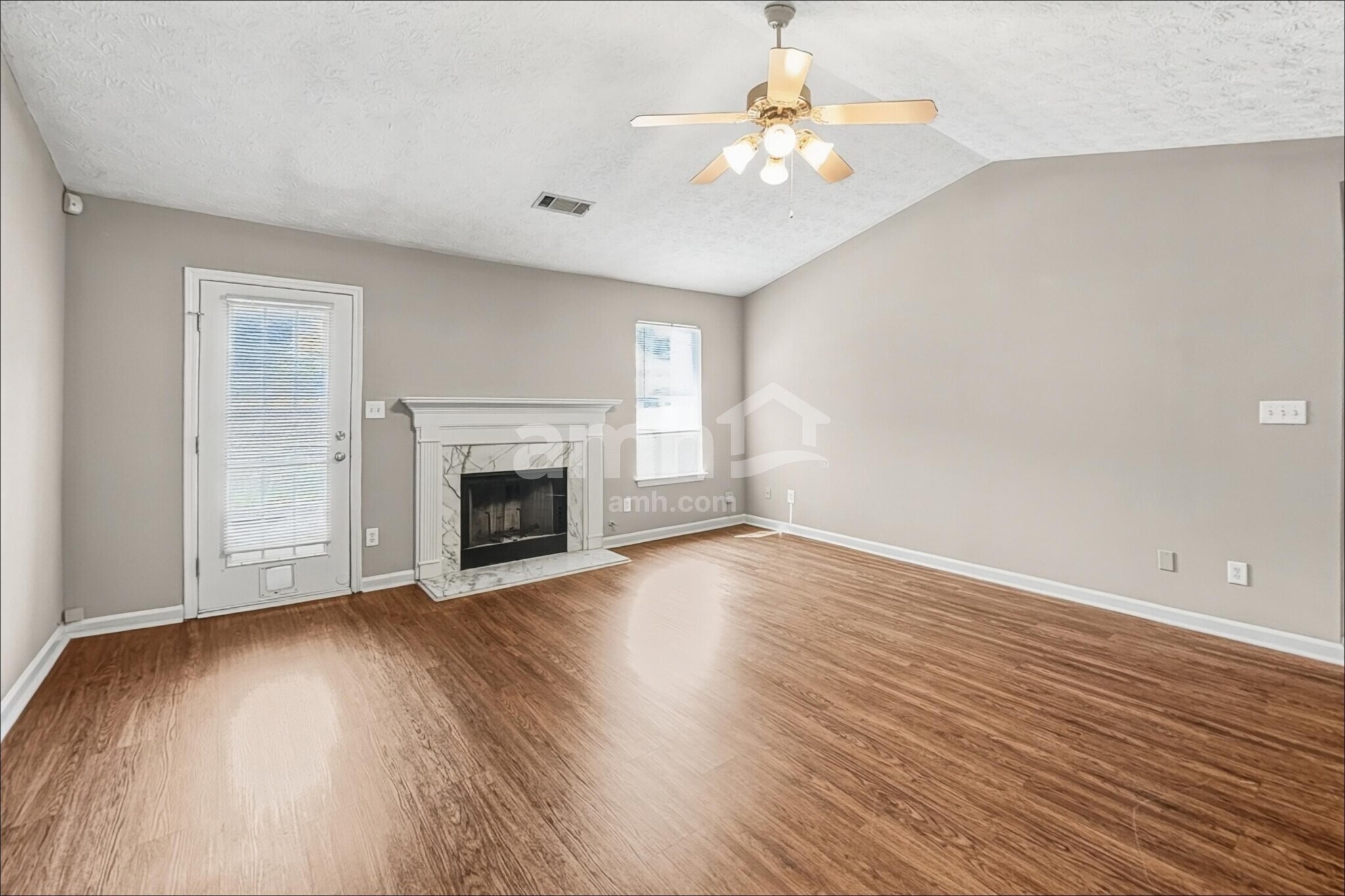 Building Photo - 1300 Wilkes Crest Dr