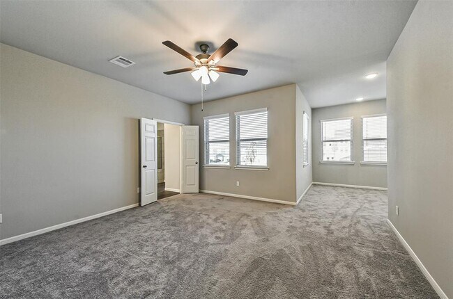 Building Photo - 3556 Terreno Vista Blvd