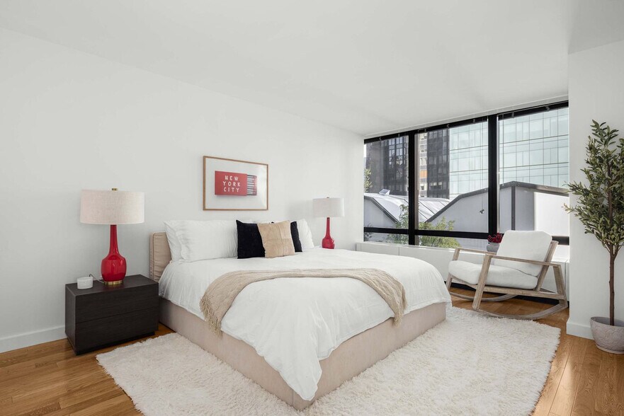 Building Photo - 1113 York Ave