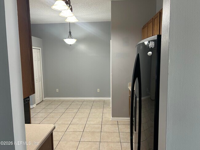 Building Photo - 1804 Northglen Cir