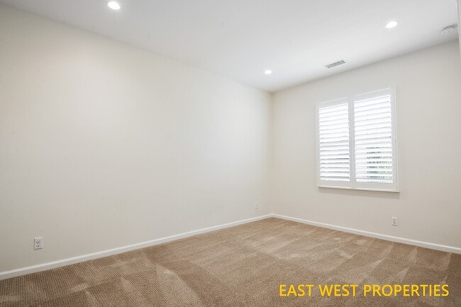 Building Photo - 140 Hargrove