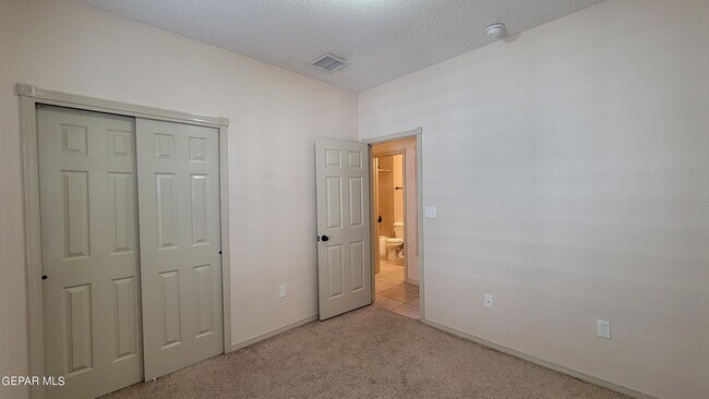 Building Photo - 14281 Gil Reyes Dr