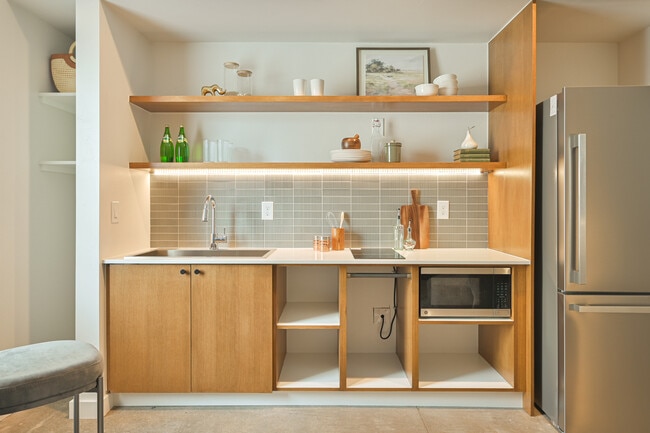 Building Photo - New Saigon