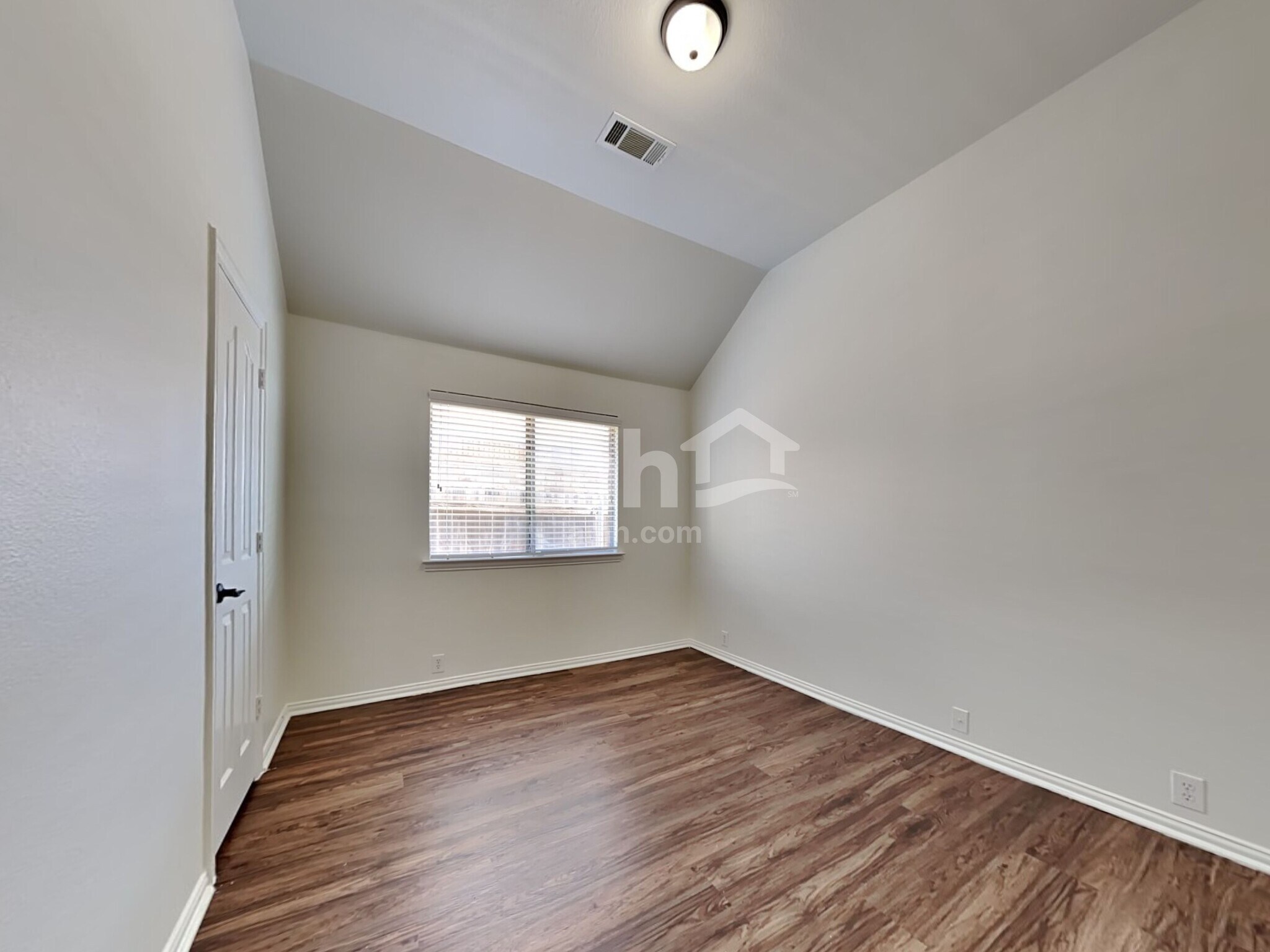 Building Photo - 820 Cheryl St